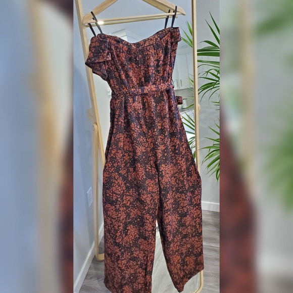 Wide leg jumpsuit - Picture 2 of 5